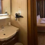Engadin 게스트하우스 나우더스