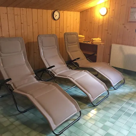 Engadin Guest house 2*