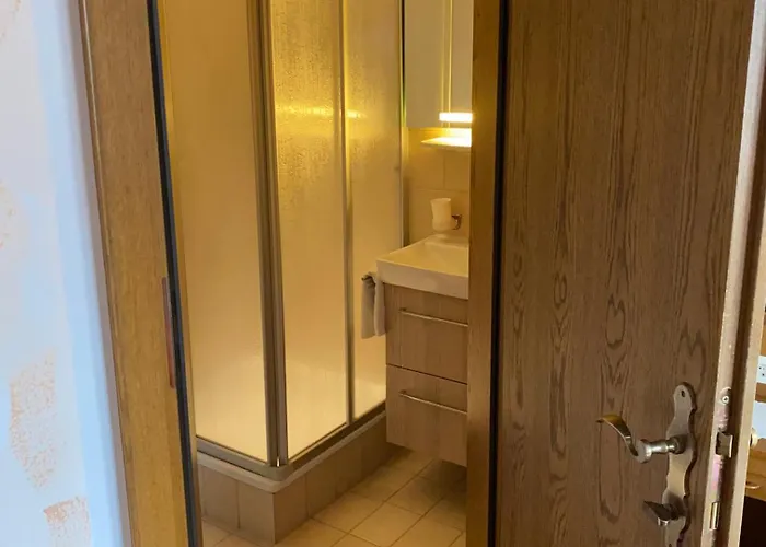 Engadin 4* ナウダース