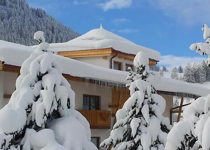 Engadin Наудерс